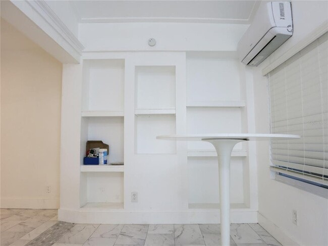 Building Photo - 8113 N Rome Ave