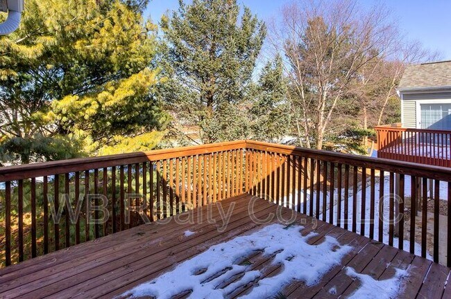Building Photo - 7725 Wistful Vista Dr