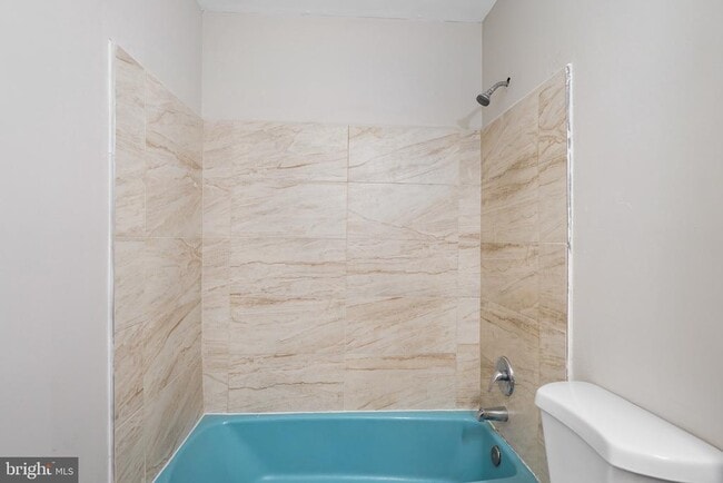 Building Photo - 2696 Seville Cir