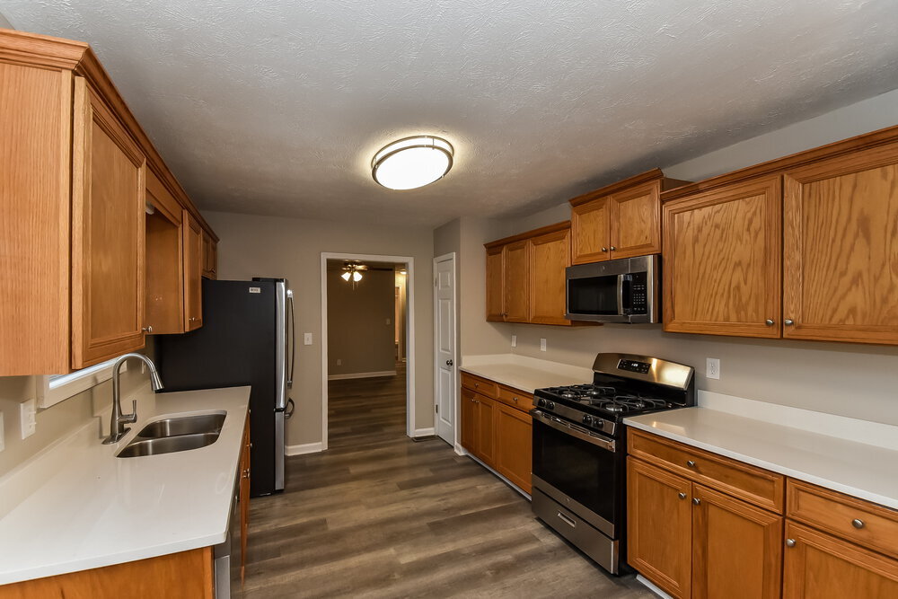 Building Photo - 6677 Birchwood Terrace