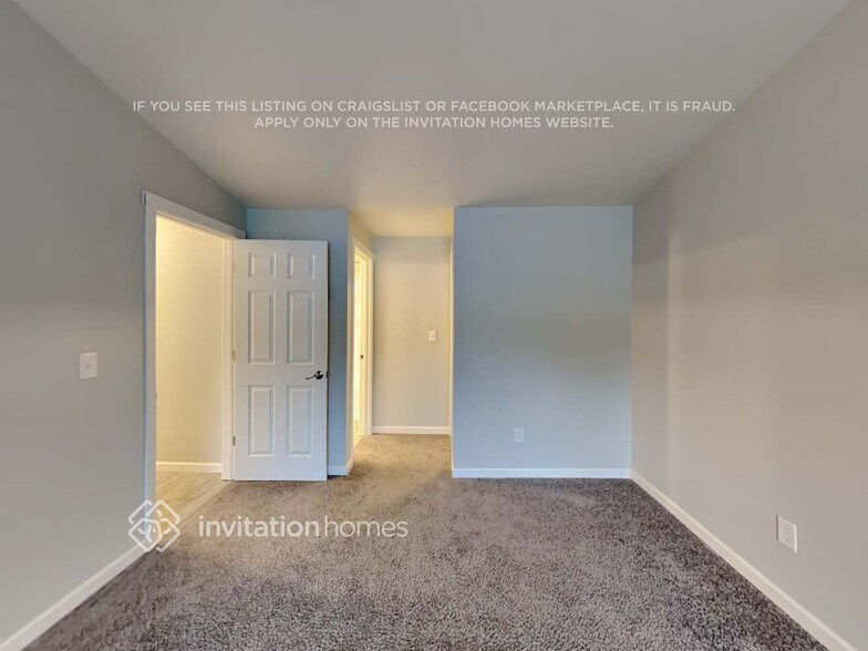 Building Photo - 14416 11th Ave Ct E