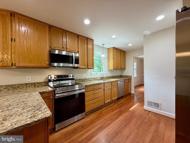 Building Photo - 7216 Reservation Dr