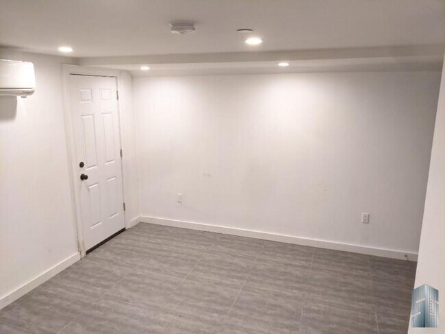 Building Photo - 1 bedroom in BROOKLYN NY 11216