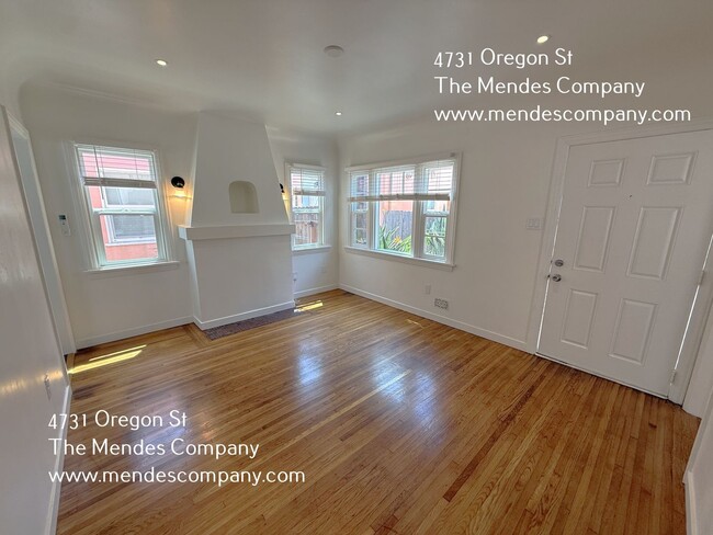 Building Photo - 4731 Oregon St