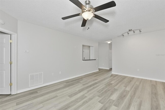 Building Photo - 6437 Cypressdale Dr