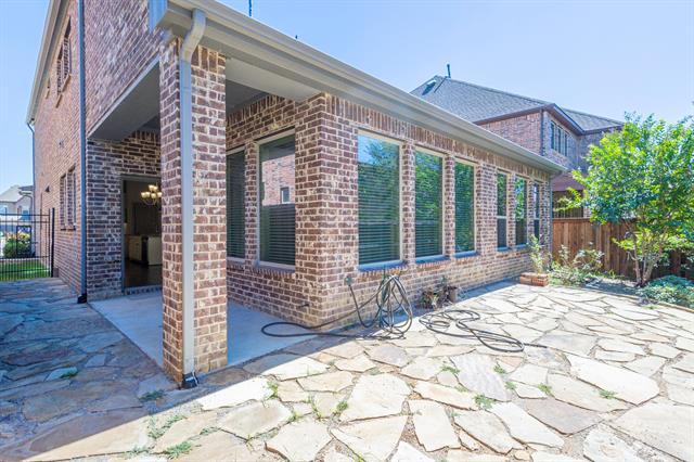 Building Photo - 6337 Saddlebrook Way