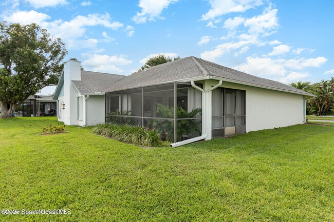 Building Photo - 1244 Lakeview Dr