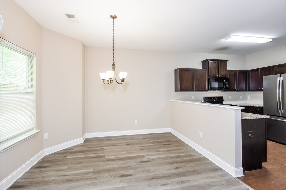 Building Photo - 125 Bethany Manor Dr