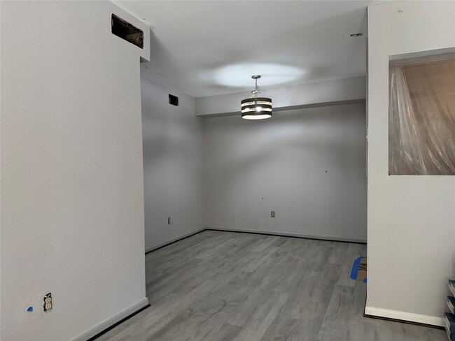 Building Photo - 1311 Antoine Dr