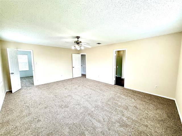 Building Photo - 2024 Kings Forest Dr