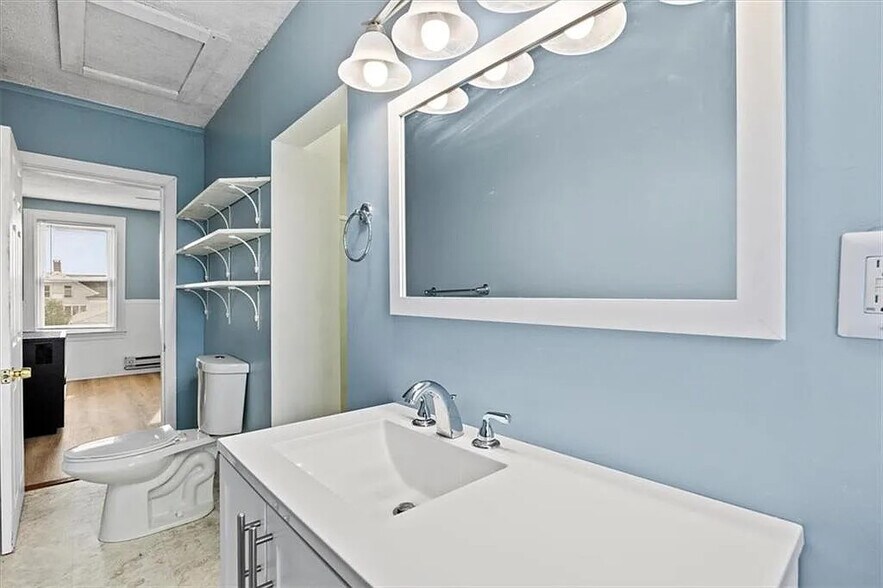 Bathroom - 272 Division St