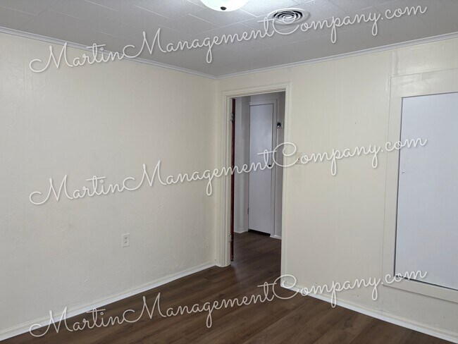 Building Photo - 1844 S Beacon Ave