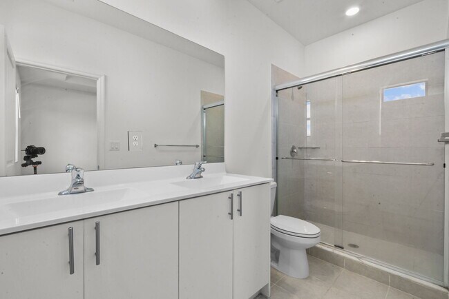Building Photo - 28637 SW 132nd Ct