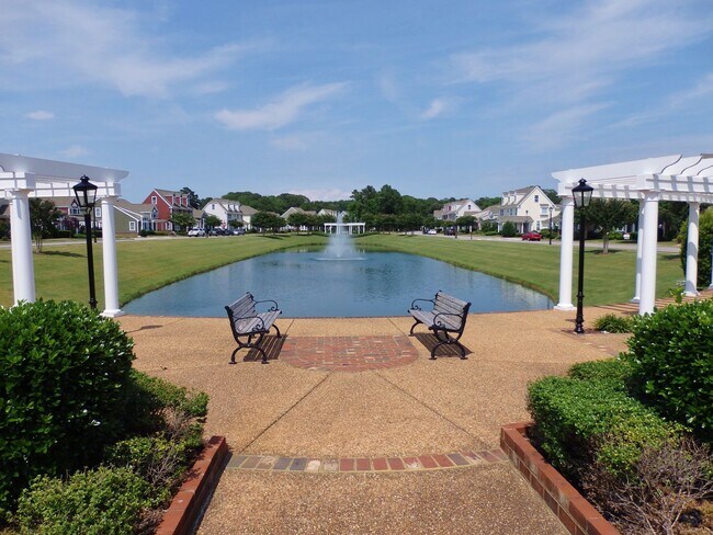 Building Photo - 5 Bedroom Ready NOW! Pet Friendly, Community Pool, Clubhouse, Fitness Center, Kayak Launch, Playg...