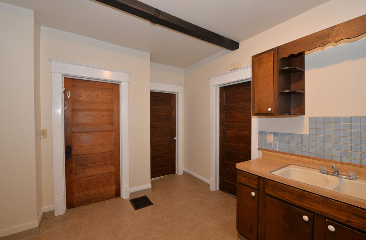 Kitchen 2 - 1106 David St