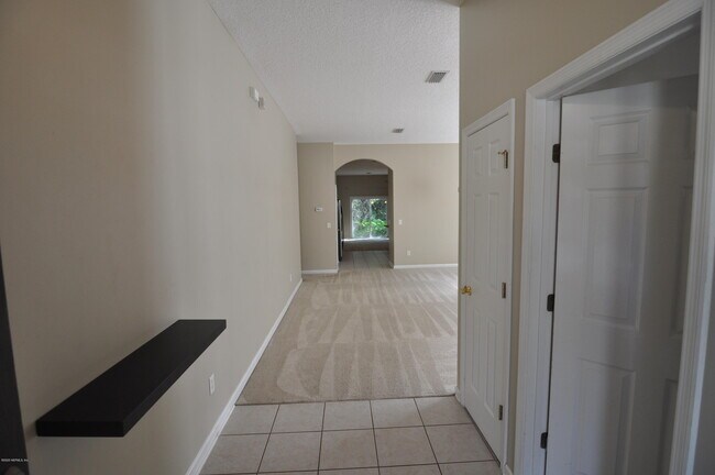 Building Photo - 1637 Hammock Grove Ln