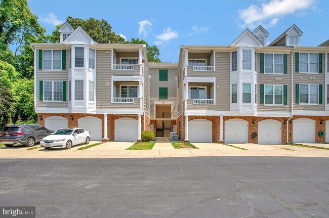 Building Photo - 502 Mathias Hammond Way