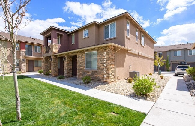 Building Photo - Condo For Lease in Carson City