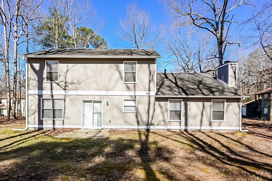 Building Photo - 245 Marcliff Ct