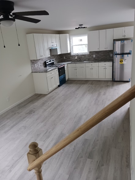 Building Photo - 241 Erwin Rd