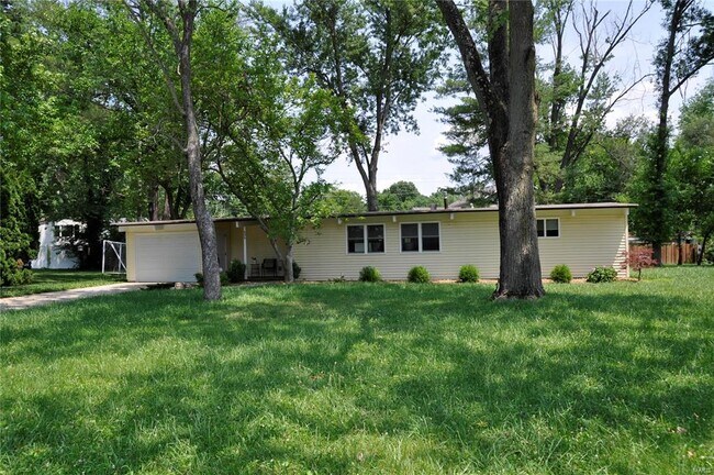 Primary Photo - 606 Wicklow Dr