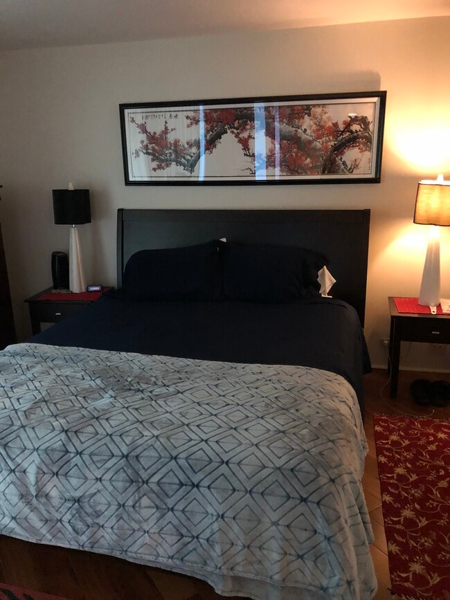 Building Photo - 66 Queen St