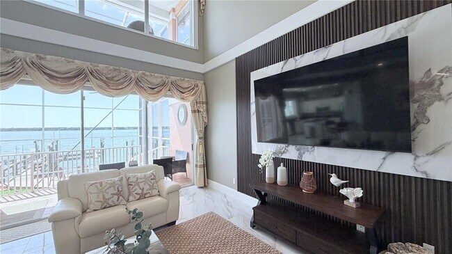 Building Photo - 218 Sand Key Estates Dr