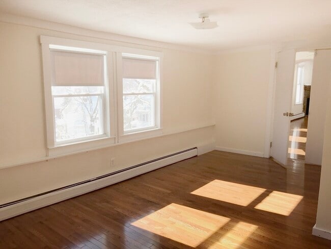 Building Photo - 113 Ashland St