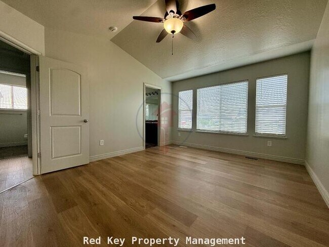 Building Photo - 234 W 2200 N