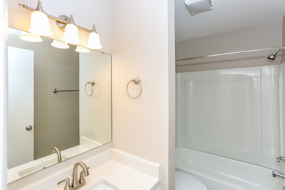 Building Photo - 3125 Windbluff Dr