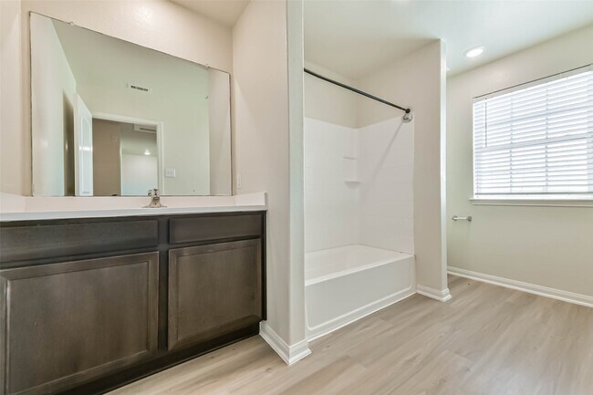 Building Photo - 1123 Rare Fancy Dr