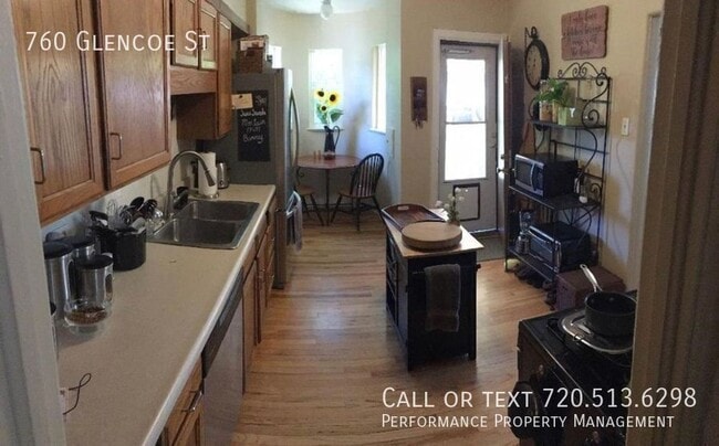 Building Photo - 760 N Glencoe St