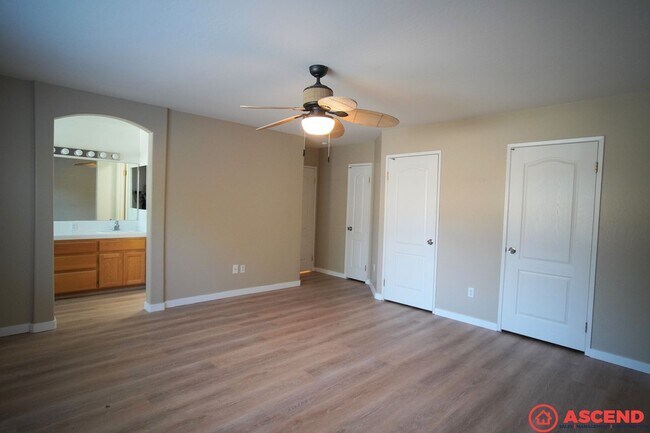 Building Photo - MOVE IN SPECIAL!!! $750 OFF FIRST MONTHS R...