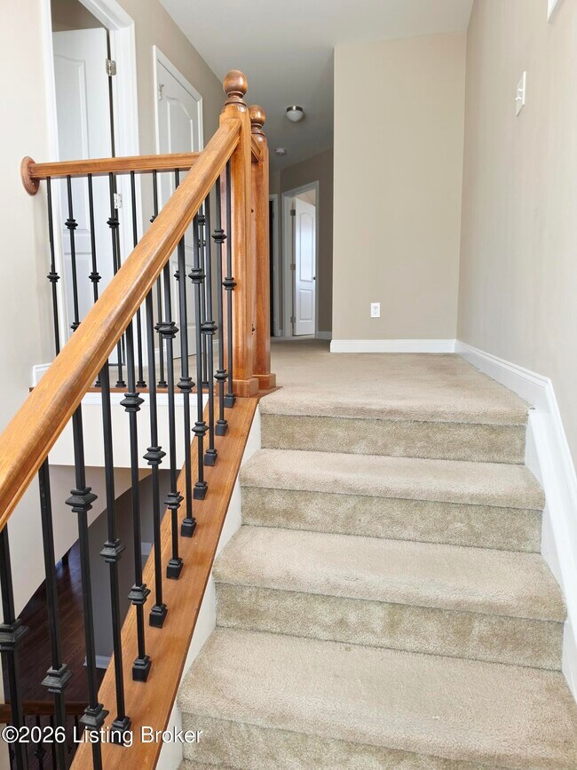 Building Photo - 16300 Brookfield View Ct