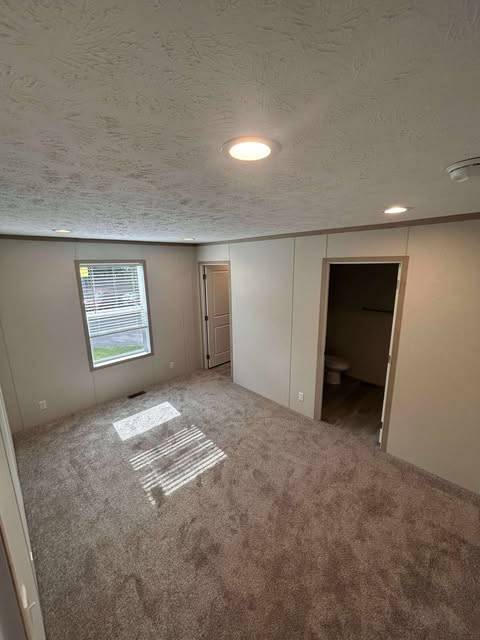 Building Photo - 1083 IN-2