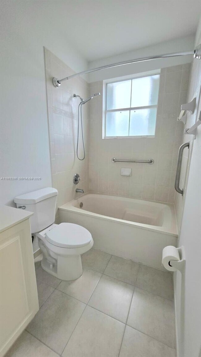 Building Photo - 5570 NW 107th Ave