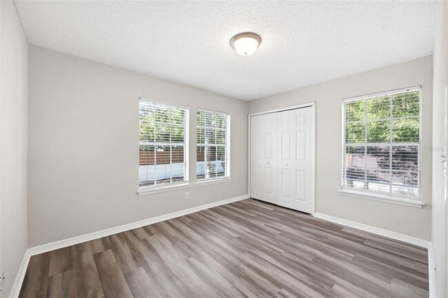 Building Photo - 3274 Haviland Ct