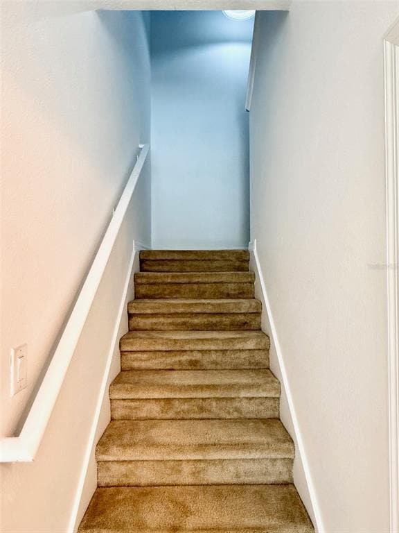 Building Photo - 619 Fortanini Cir