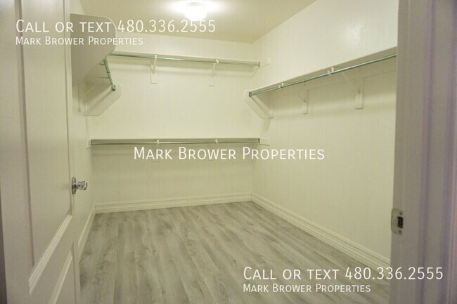 Building Photo - 3016 E Shannon St