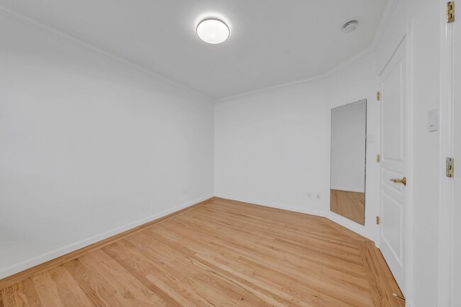 Building Photo - 750 Arbor Rd