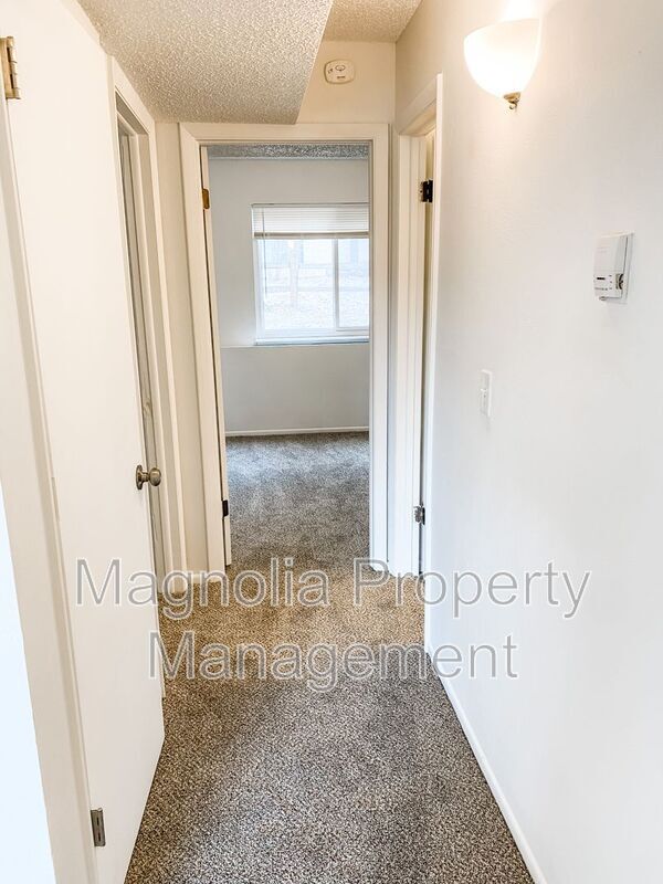 Building Photo - 5545 Bowden Loop