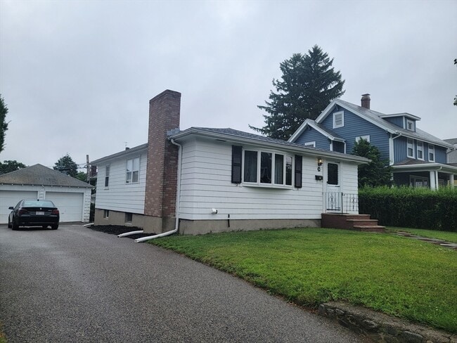 Building Photo - 54 Greaton Rd