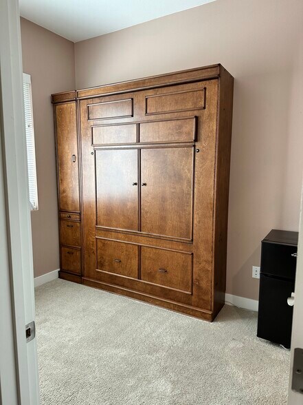 Third Bedroom (Ground floor) - 158 Uptown Cir