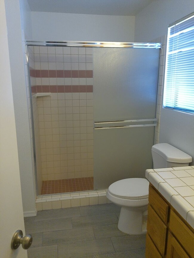 Building Photo - LONG TERM 12 MONTH LEASE