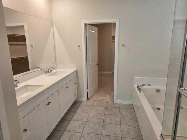 Building Photo - 82117 Verdi Rd