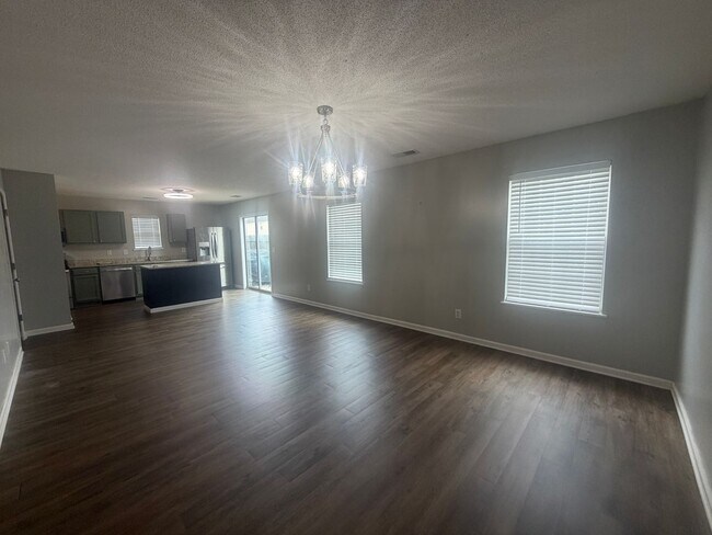 Building Photo - 1755 Polaris Dr