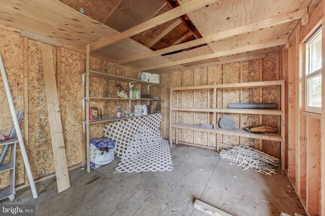 Building Photo - 9217 Briarchip St