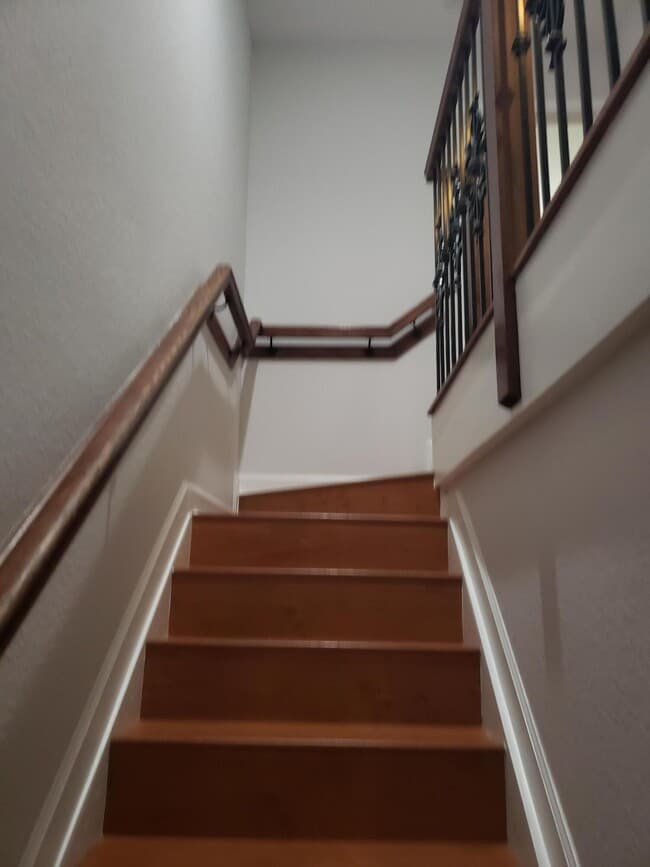 Building Photo - 325 Bayfront Dr