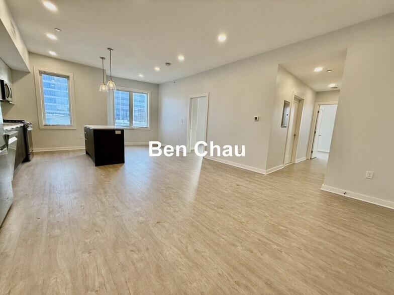 Building Photo - 14 Ward St