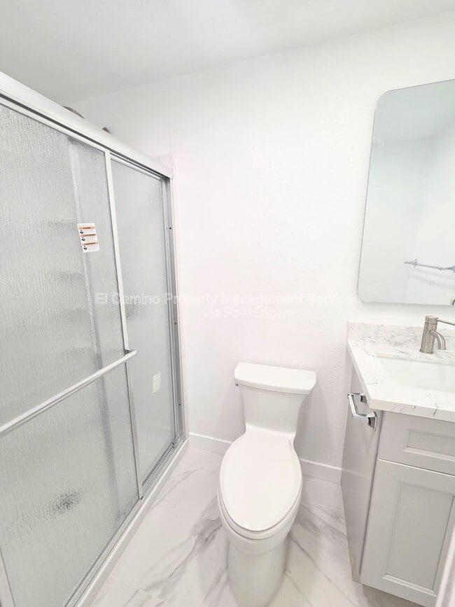 Building Photo - 10421 Carlyle Ct